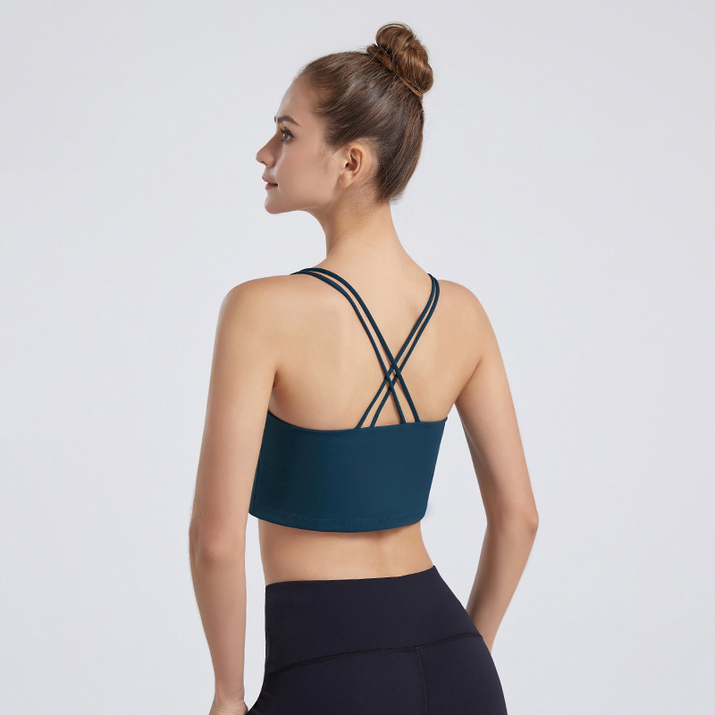 Double layered sports bra for ladies