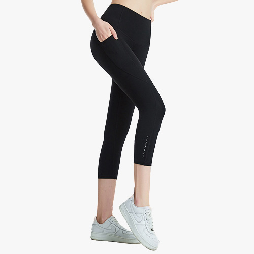 Women's capri pants with pocket
