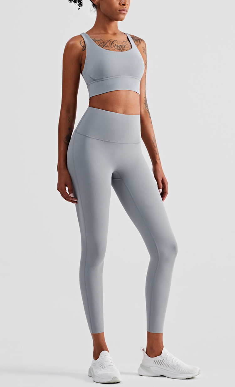High-Waisted Lycra Yoga Pants Anti-Roll Waistband No Visible Seam