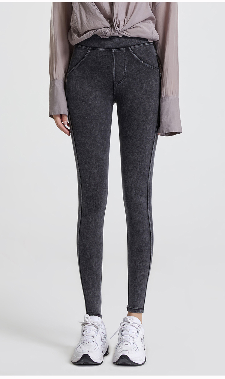 figure-hugging pencil leggings figure-hugging pencil leggings